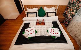 Mony Apartaments